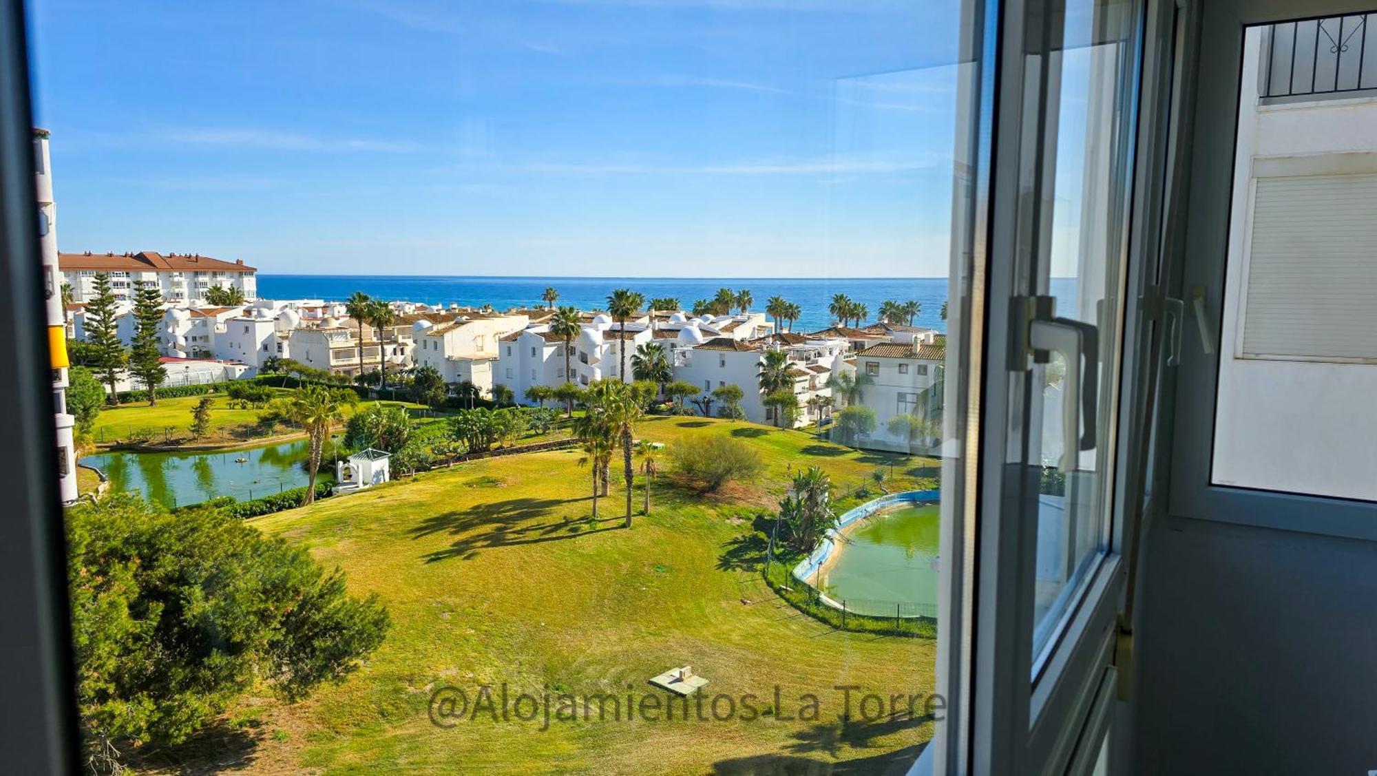 Laguna Beach Premium - Alojamientos La Torre Torrox Exterior photo